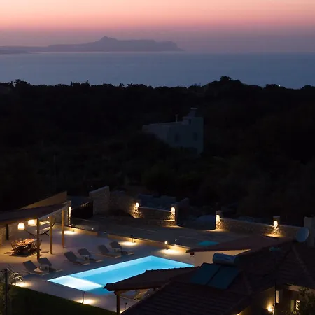 Maya Villa, A Sublime Luxury Close To Rethymno And Amenities! 别墅 *