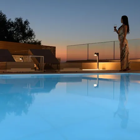 别墅 Maya Villa, A Sublime Luxury Close To Rethymno And Amenities! *