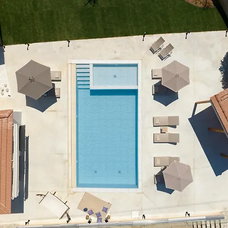 Maya Villa, A Sublime Luxury Close To Rethymno And Amenities! 别墅 *