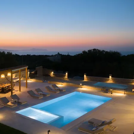 别墅 Maya Villa, A Sublime Luxury Close To Rethymno And Amenities! 阿迪斯普普伦