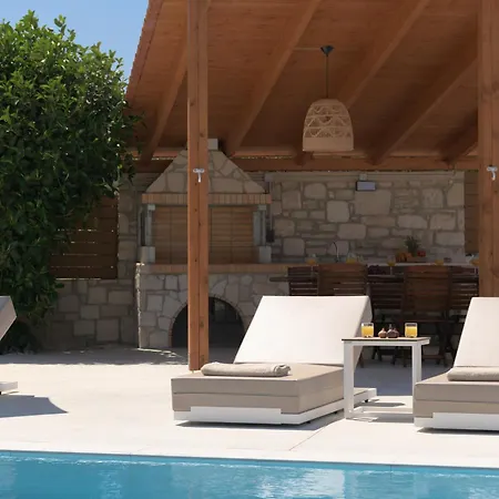 Maya Villa, A Sublime Luxury Close To Rethymno And Amenities! * 阿迪斯普普伦