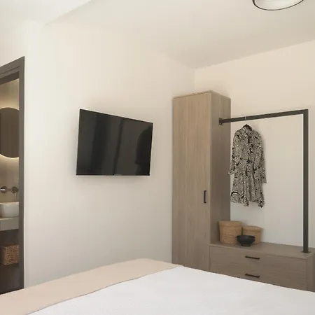 Maya Villa, A Sublime Luxury Close To Rethymno And Amenities! 别墅 *