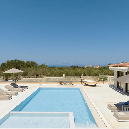 Maya Villa, A Sublime Luxury Close To Rethymno And Amenities! 别墅 *